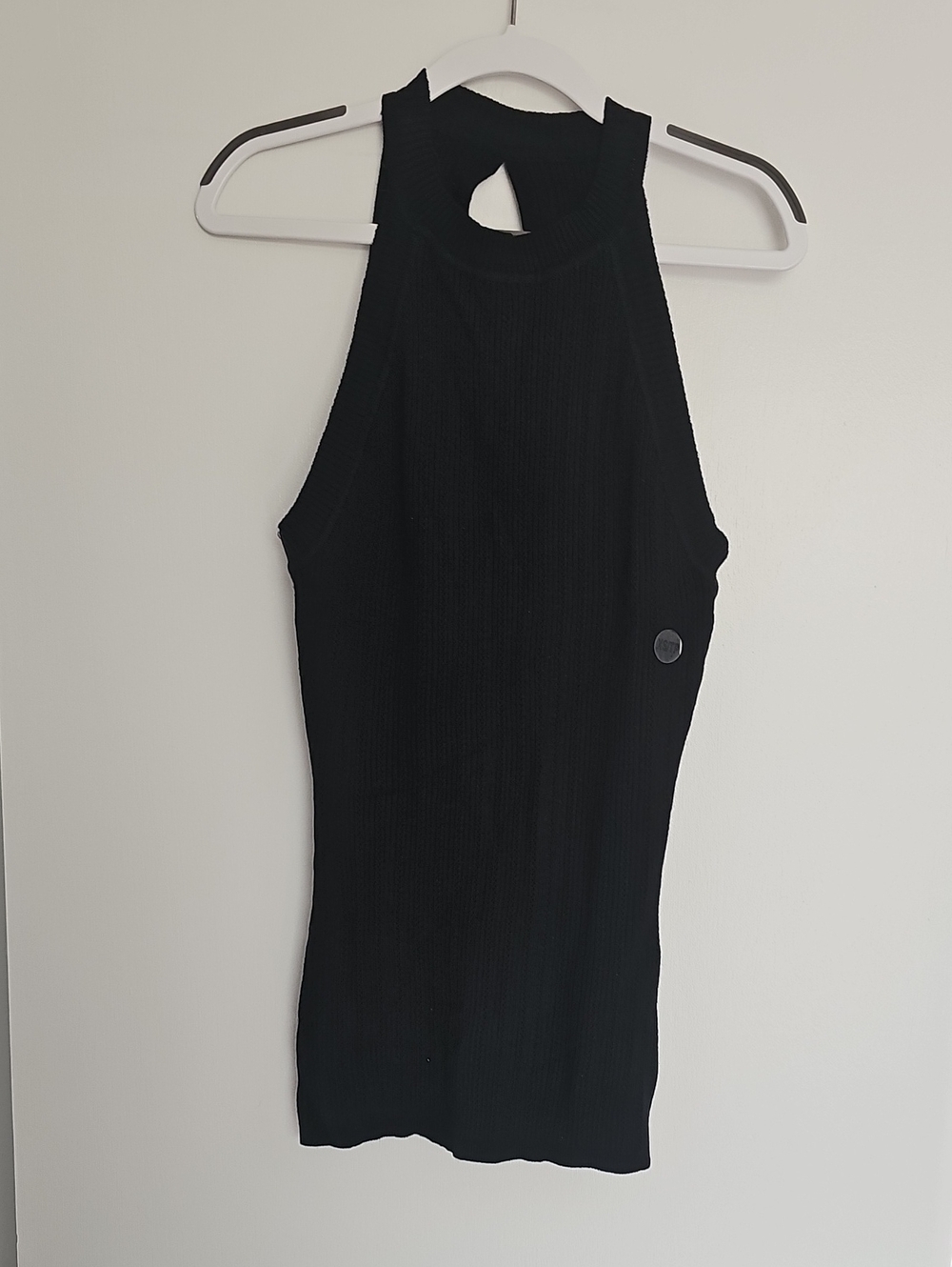 RW&CO. Black Ribbed High-Neck Tank Partially Open Back BNWT Stretchy Size XS